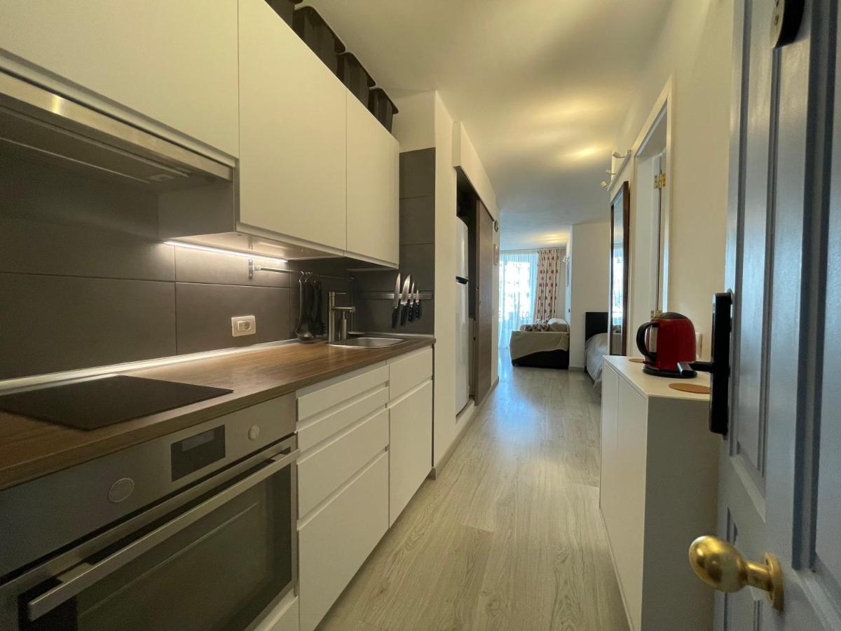 Apartamento Con Piscina En Golf Del Sur سان ميغيل ذي أبونا المظهر الخارجي الصورة